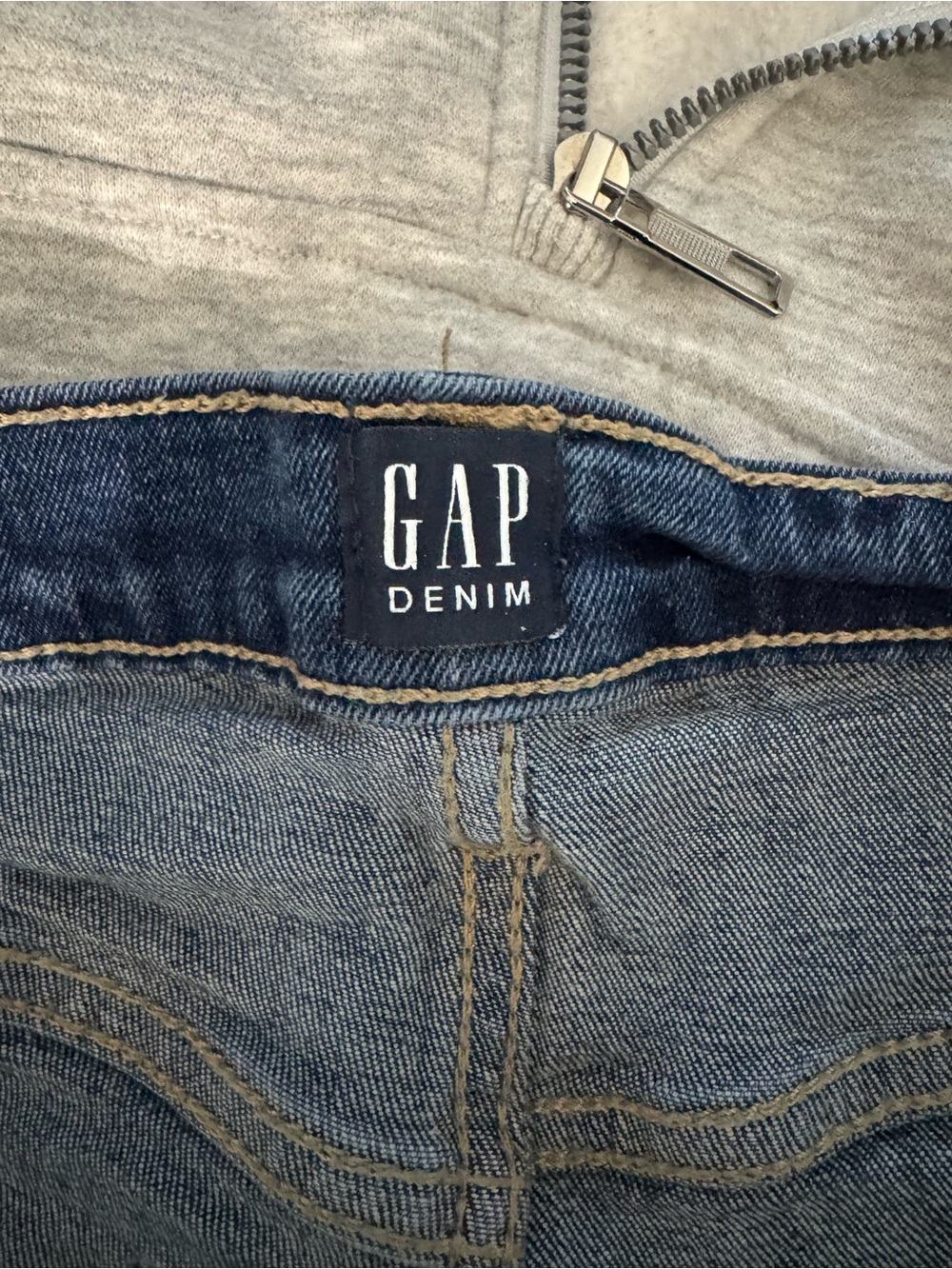 GAP Blue Denim Jeans - Short 3" Waist 28